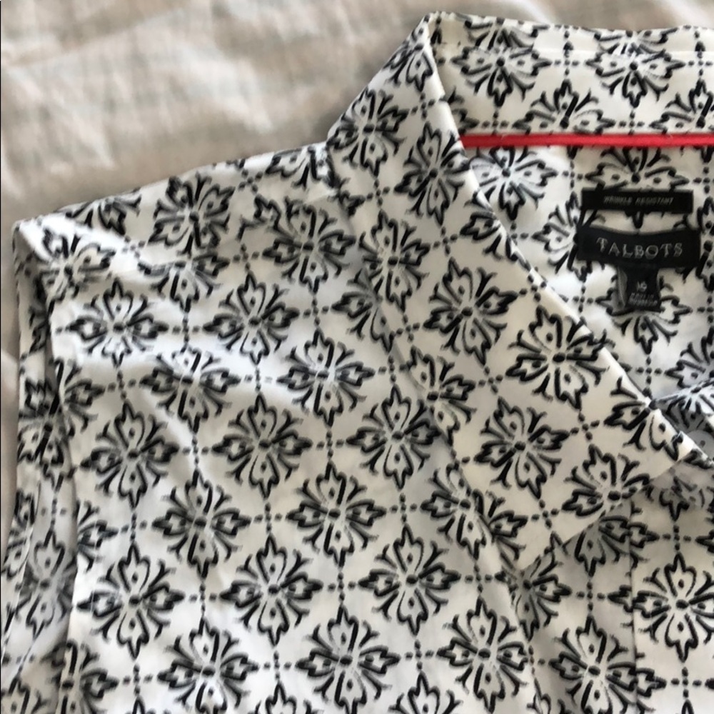 Talbots black white, sleeveless cotton button up